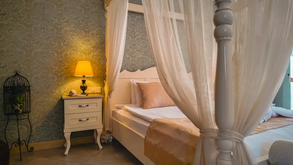 Honeymoon Room
