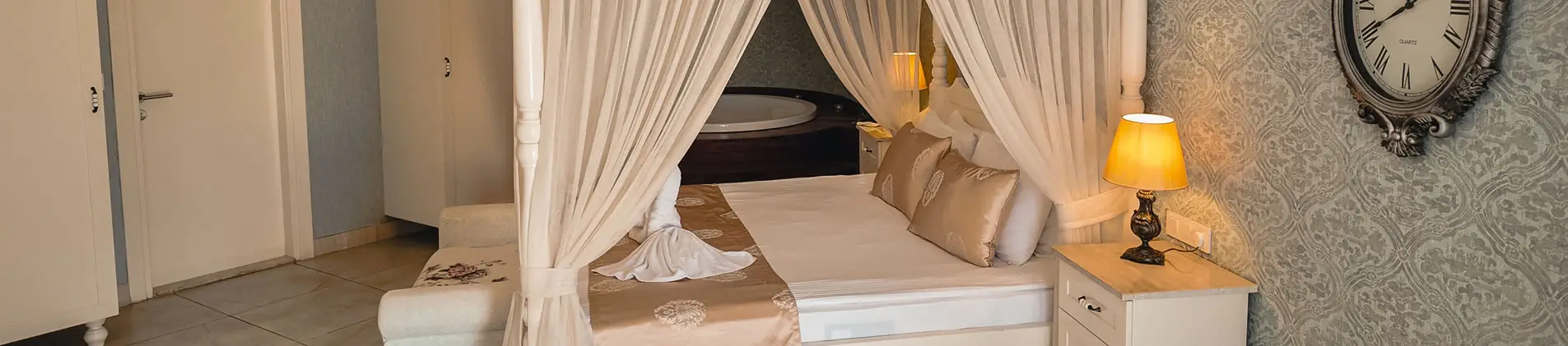 Honeymoon Room